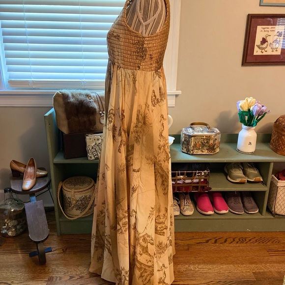 Vintage sleeveless maxi dress with smocked bodice and full skirt - Picture 5 of 9